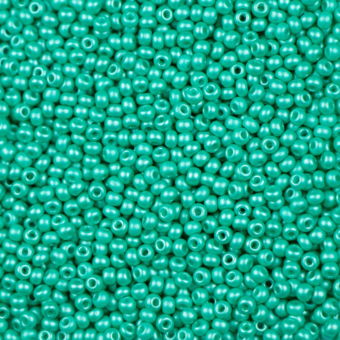 10/0 Preciosa Seed Beads - PermaLux Dyed Chalk Mint
