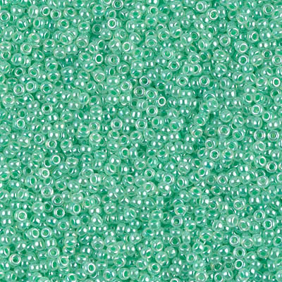 15/0 Miyuki SEED Bead - Mint Green Ceylon