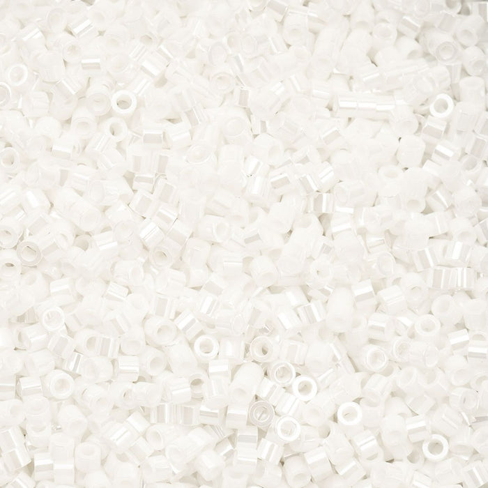 11/0 CYLIN Beads - Pearl White Luster***