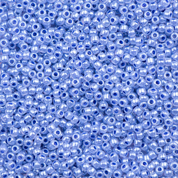 11/0 TOHO Seed Bead - Ceylon Virginia Bluebell