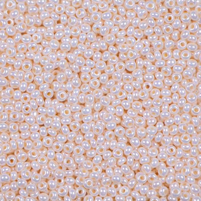 10/0 Preciosa Seed Beads- Light Eggshell Ceylon