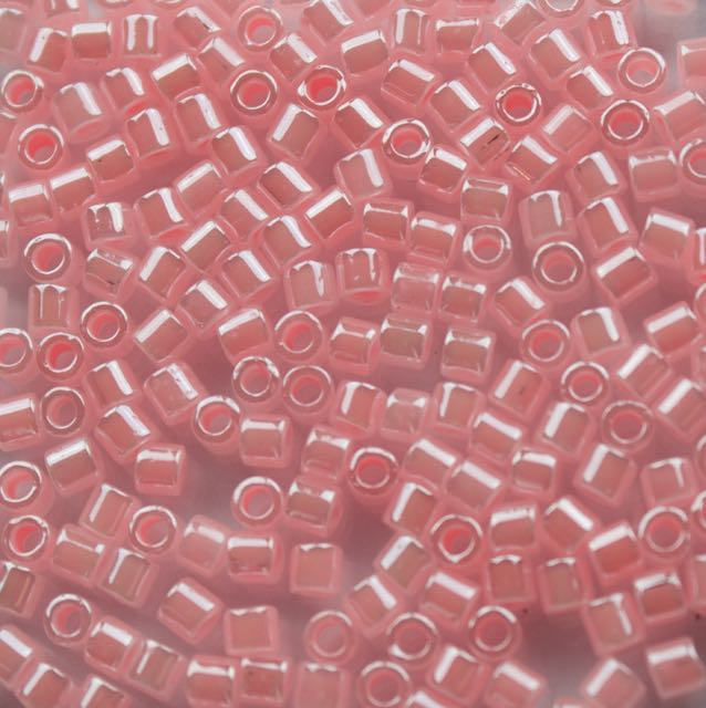 8/0 Miyuki DELICA Beads - Pink Ceylon