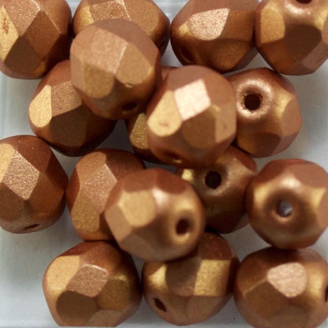 6mm FIRE POLISHED Bead - Alabaster Metallic Copper