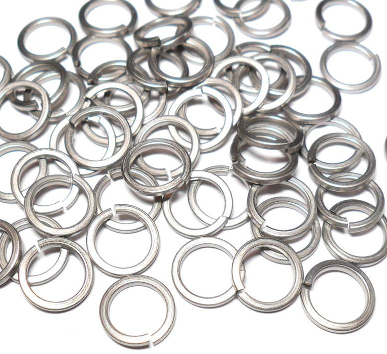 18swg (1.2mm) 17/64in. (6.75mm) ID Square Etched Titanium Jump Rings